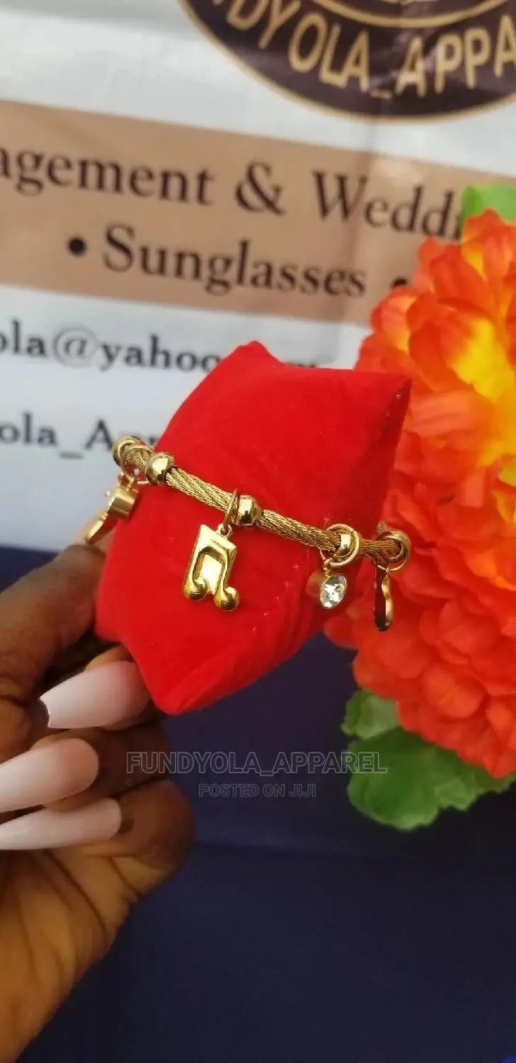 Gold Wrist Jam Bangle