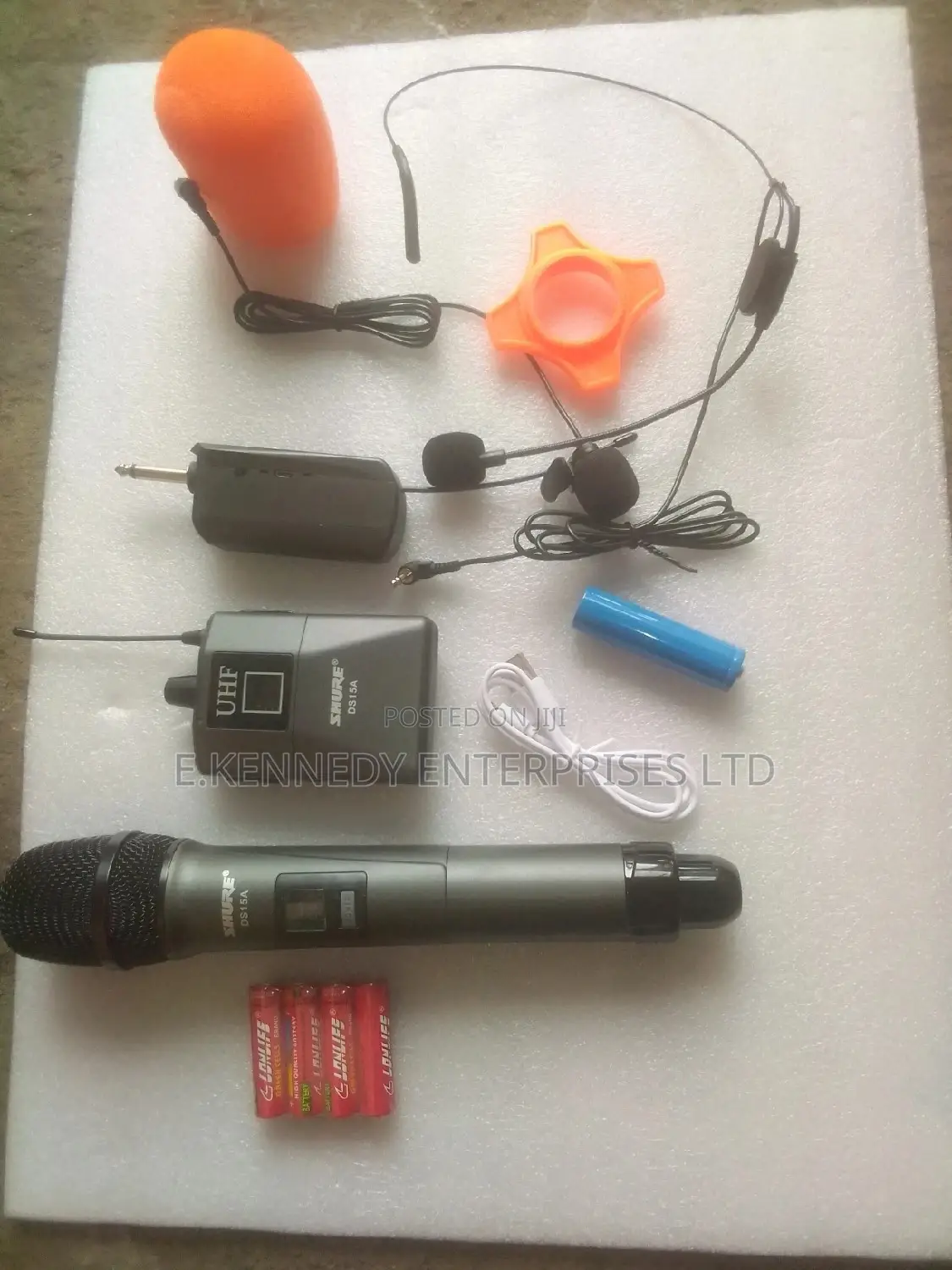 3in1 Universe UHF Wireless Microphone