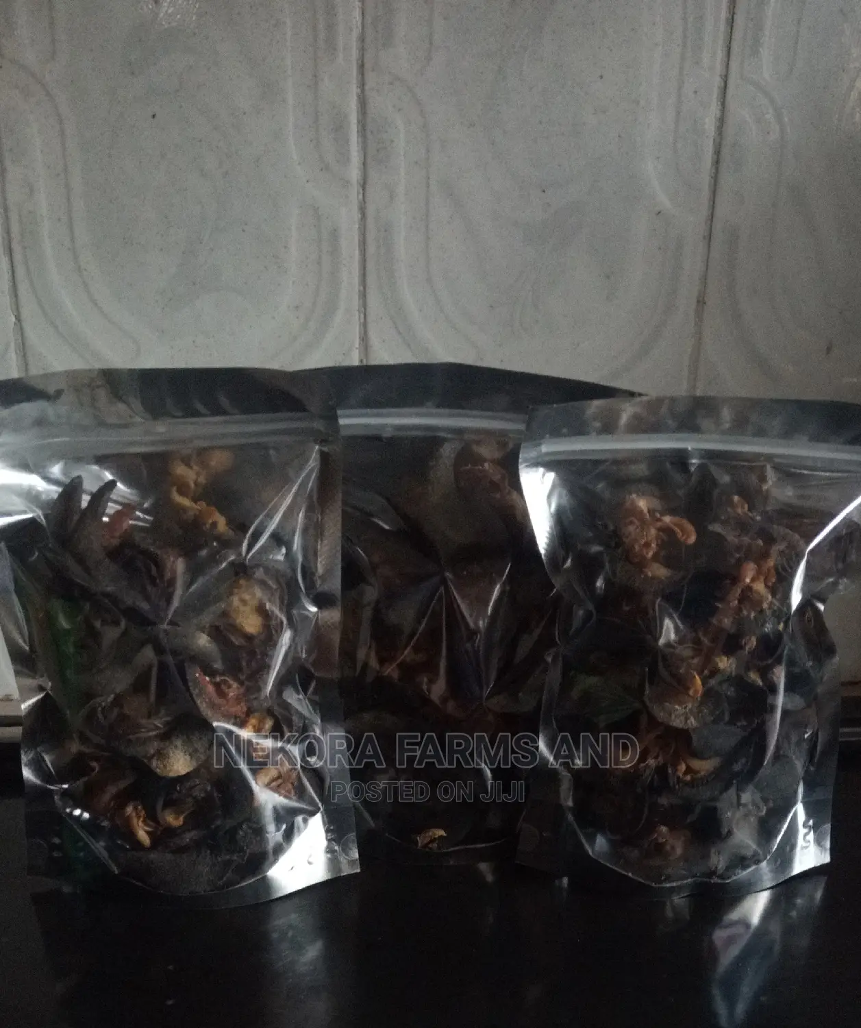 Oven Dried Snails- Jumbo (50pieces)