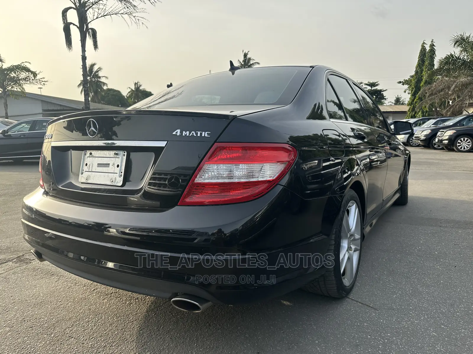 Mercedes-Benz C300 2011 Black