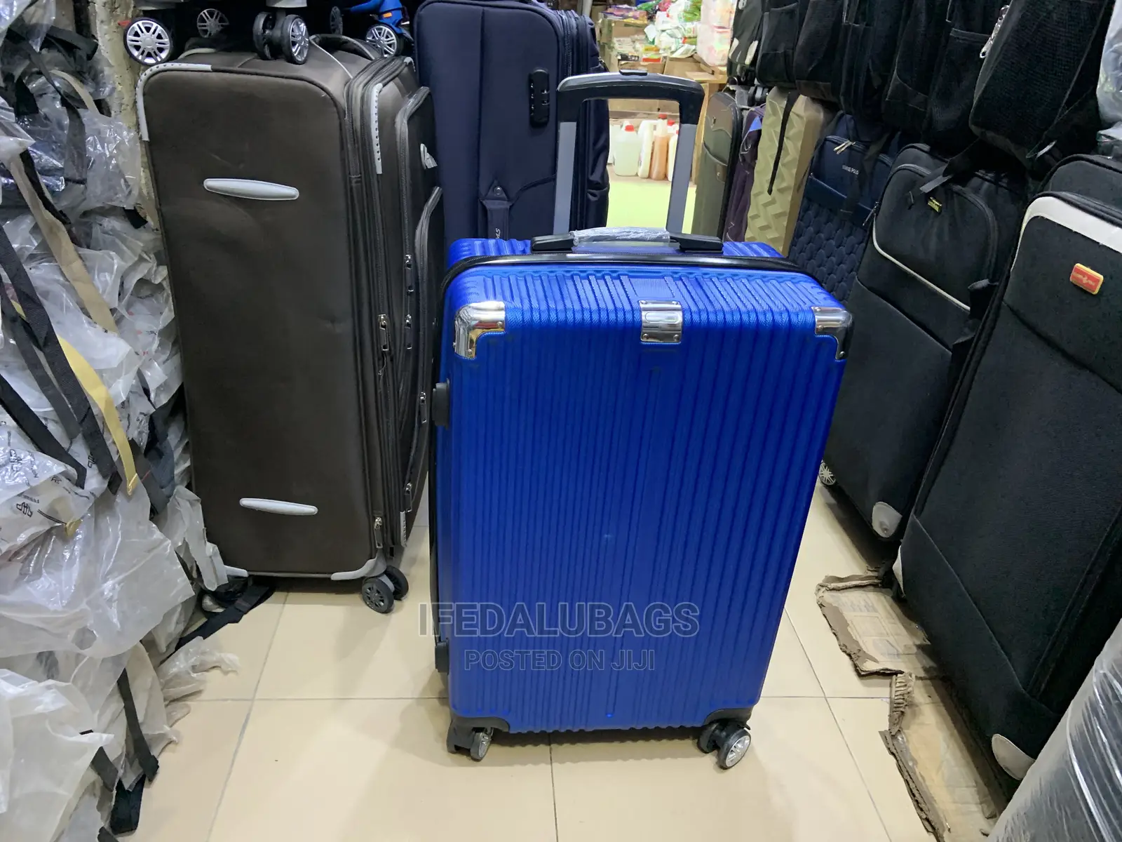 Medium Size Blue Quality Plastic Traveling Luggage