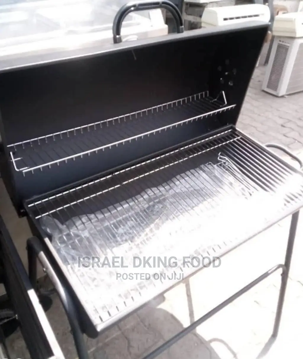 Black Standing Quality Charcoal Barbecue Grilling Machine