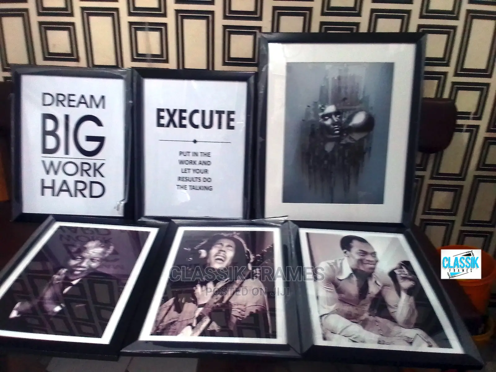 Hd Frame B/W Celebrities Digi Painting Wall Art