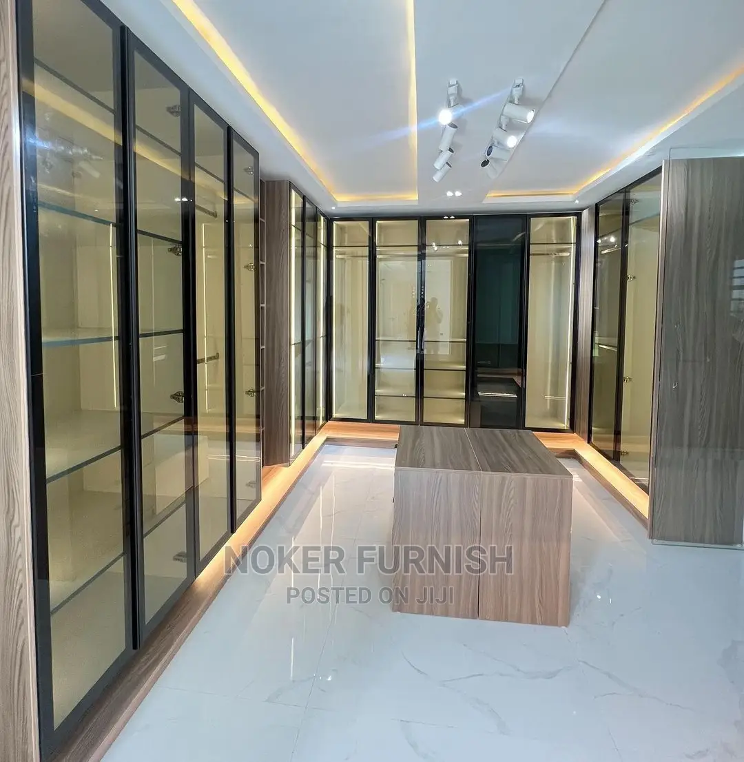 Unique Design Closet System