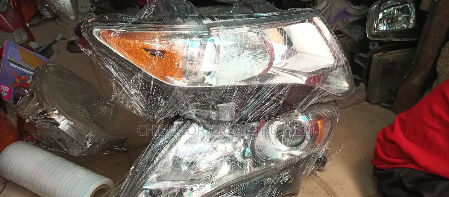 Set of Venza Headlamp 2010