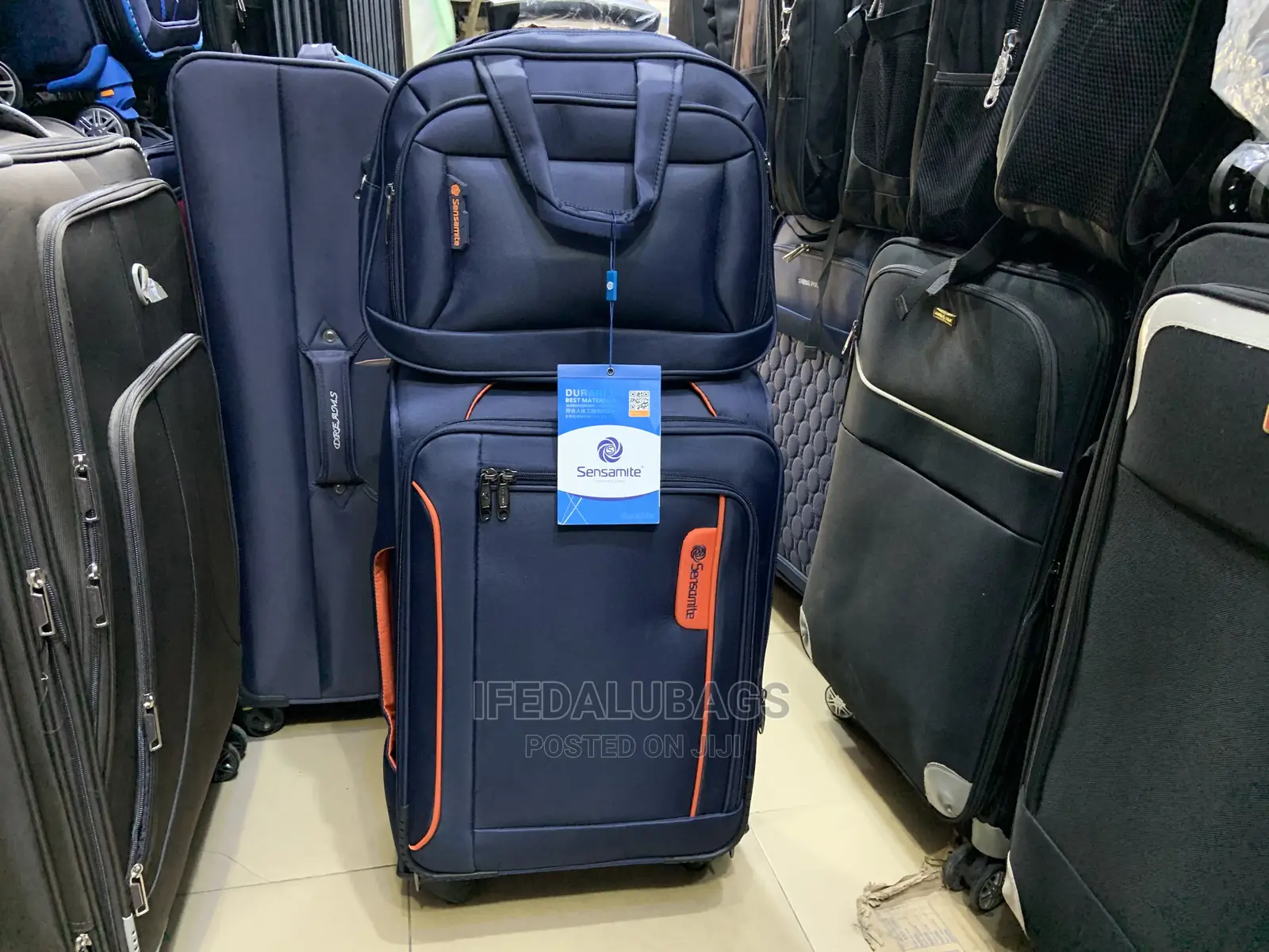 Small Size Quality Sensamite Traveling Luggage With Kit