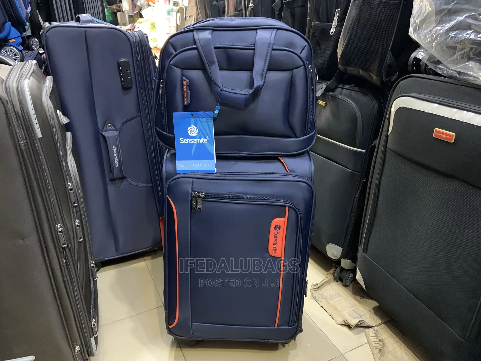 Small Size Quality Sensamite Traveling Luggage With Kit