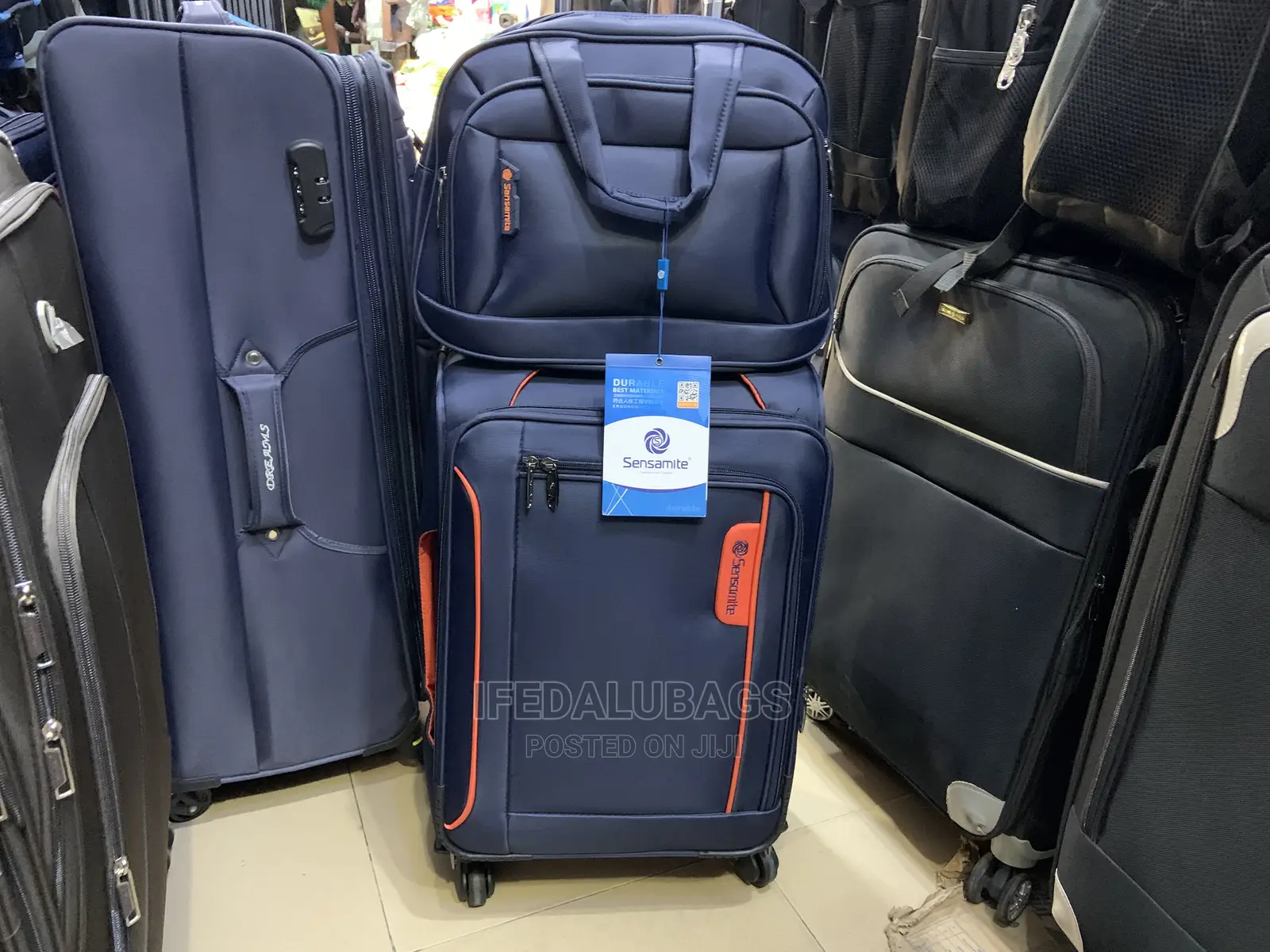 Small Size Quality Sensamite Traveling Luggage With Kit