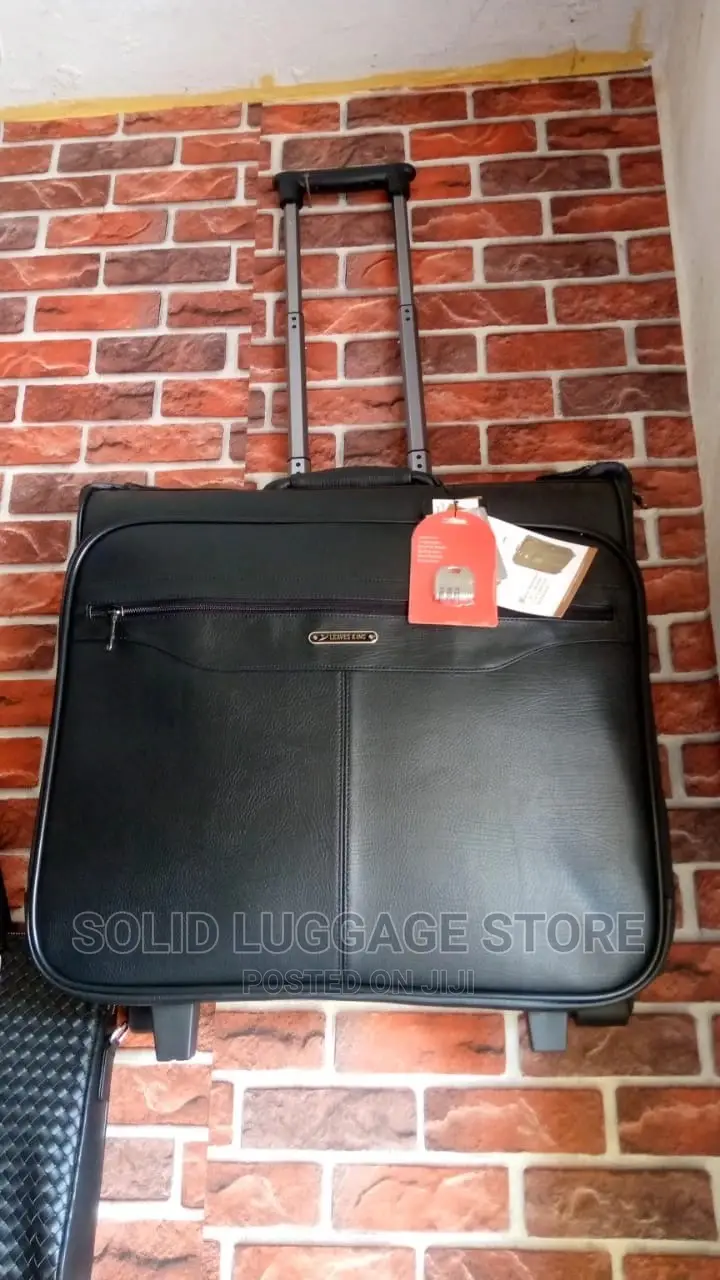 Leaves King Suitcases
