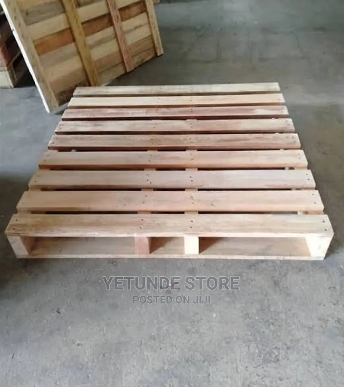 115*115 Wood Pallets