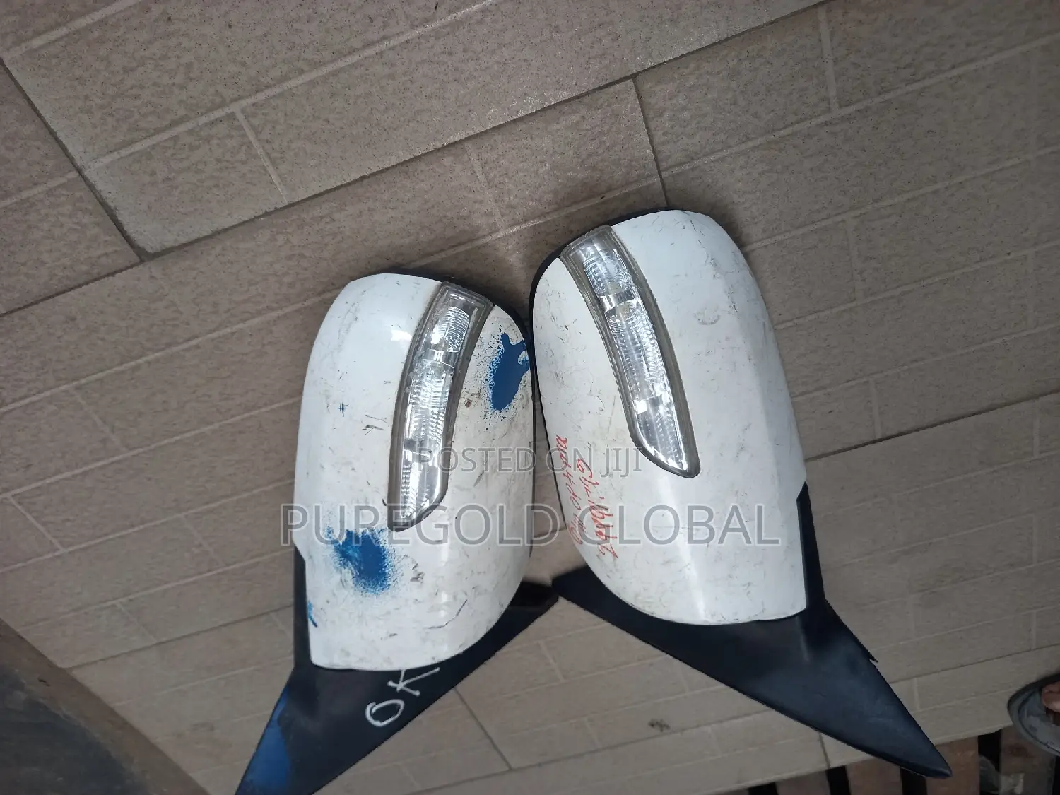 Your Vehicle Side Mirror Is Available
