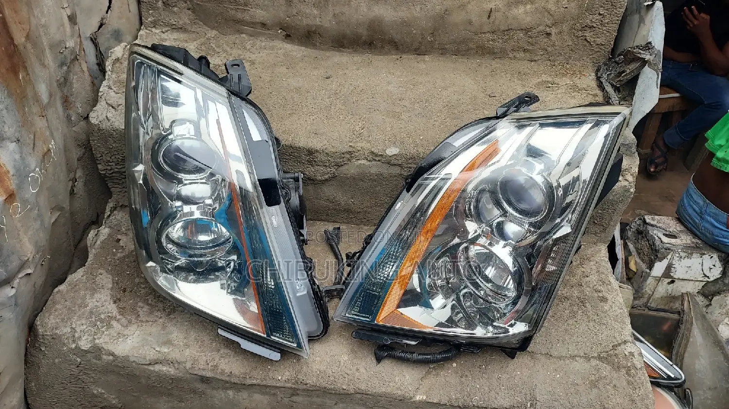Headlamp Cadilac CTS 2010