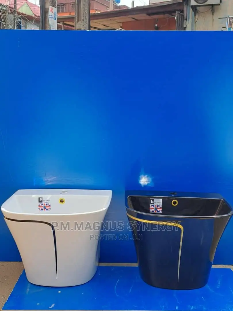England Standard Master Water Closet Toilet Wc.