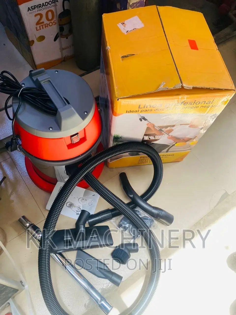 Vacuum Cleaner Wet and Dry 20 L