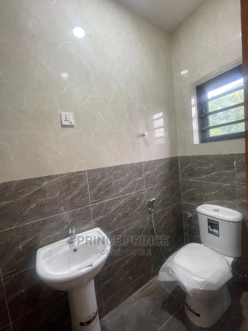 Furnished 3bdrm Block of Flats in Surulere for rent