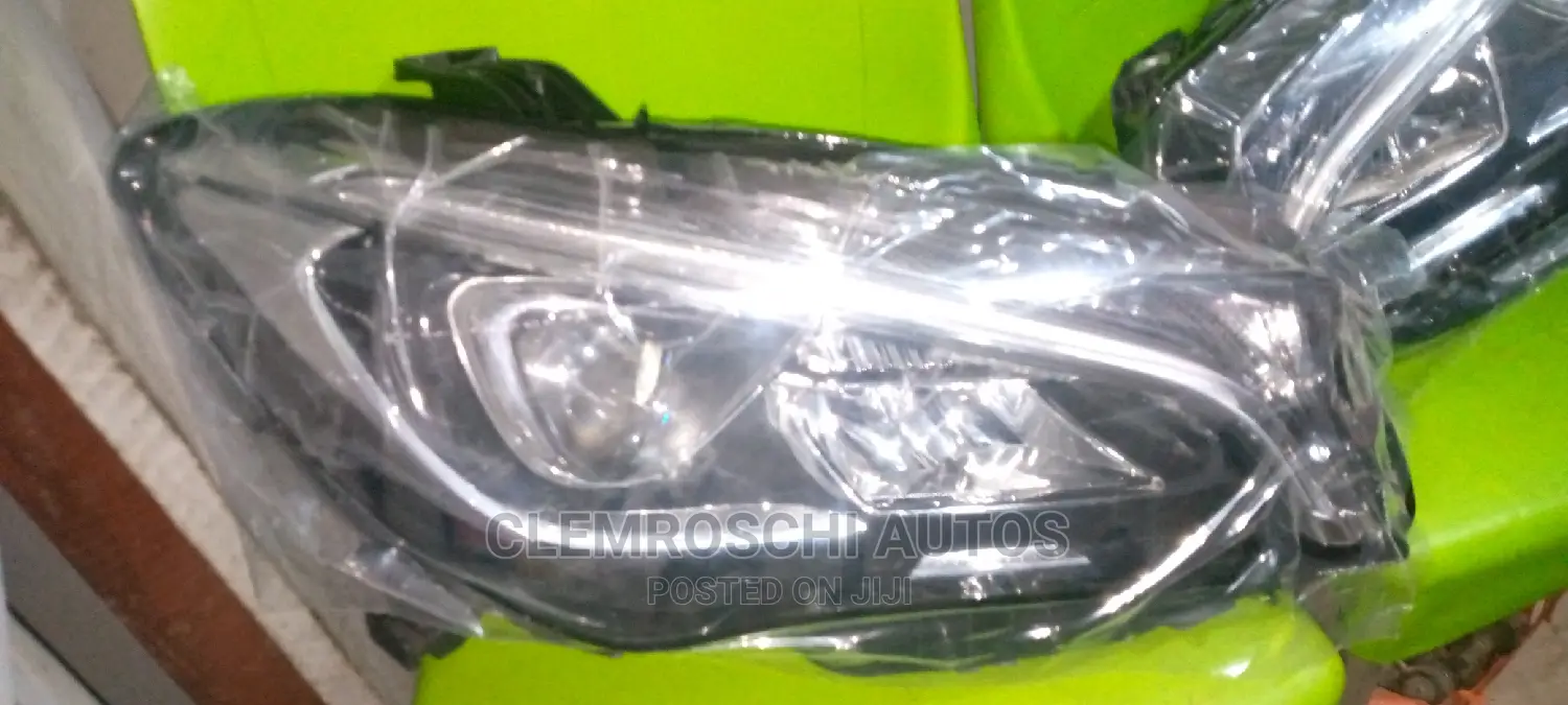 High Quality Certified Head Light Mercedes Benz CLA250