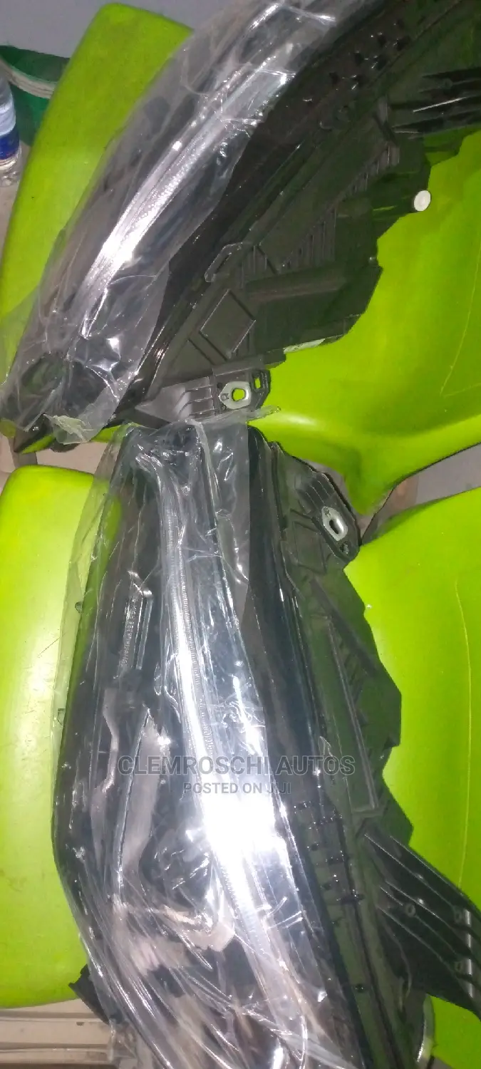 High Quality Certified Head Light Mercedes Benz CLA250