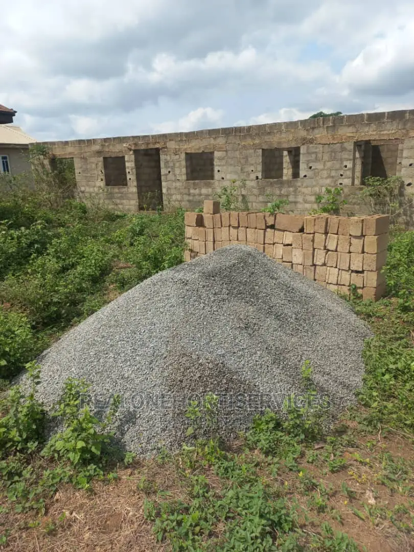 Supply of Sand, Gravel, Sharpsand, Stonedust and Stone Chipp