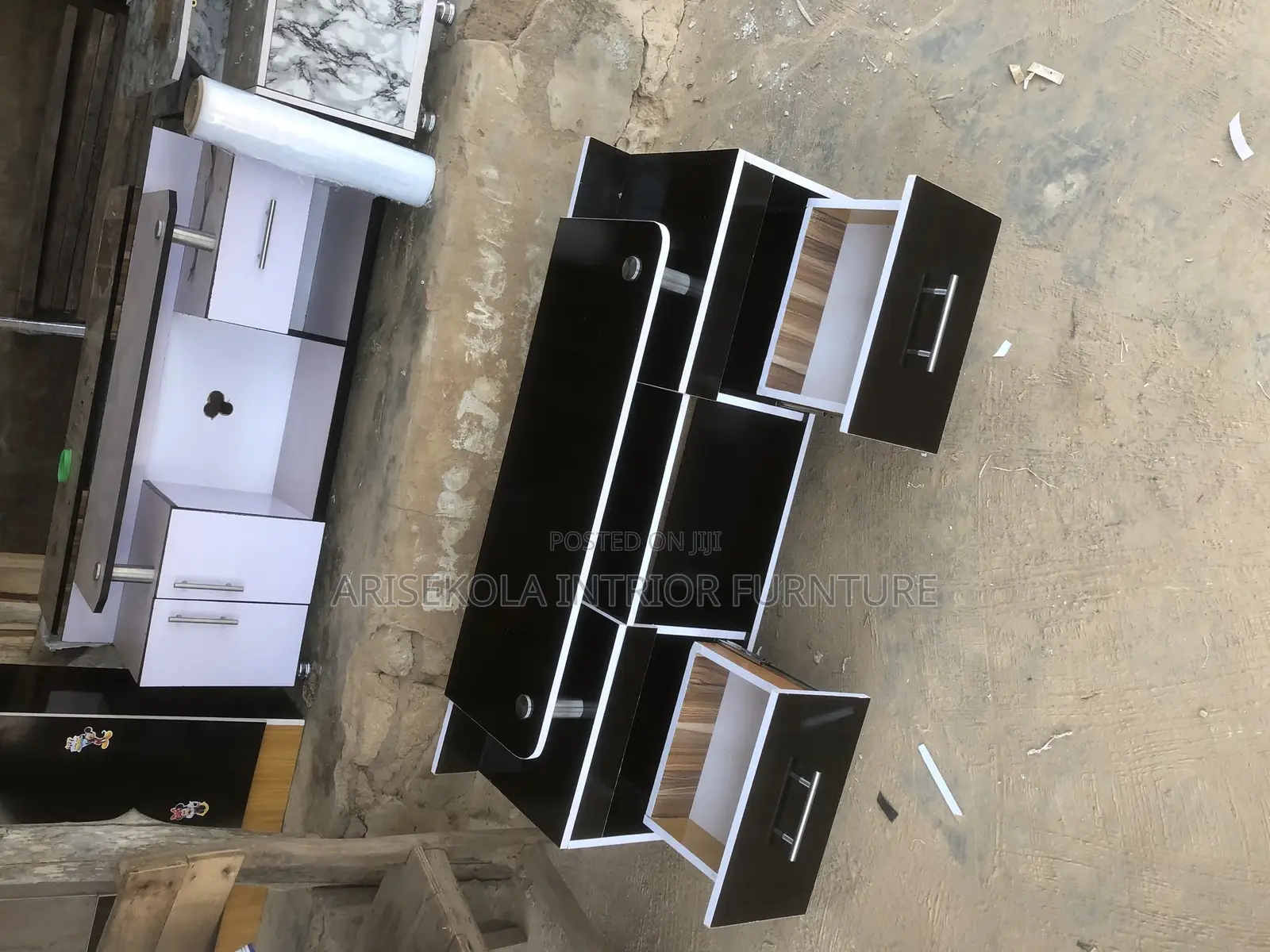 Arise Kola Interior Furniture