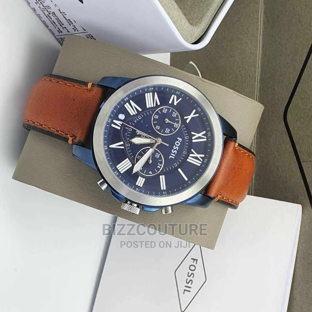 Original FOSSIL Leather Watch Available in Store