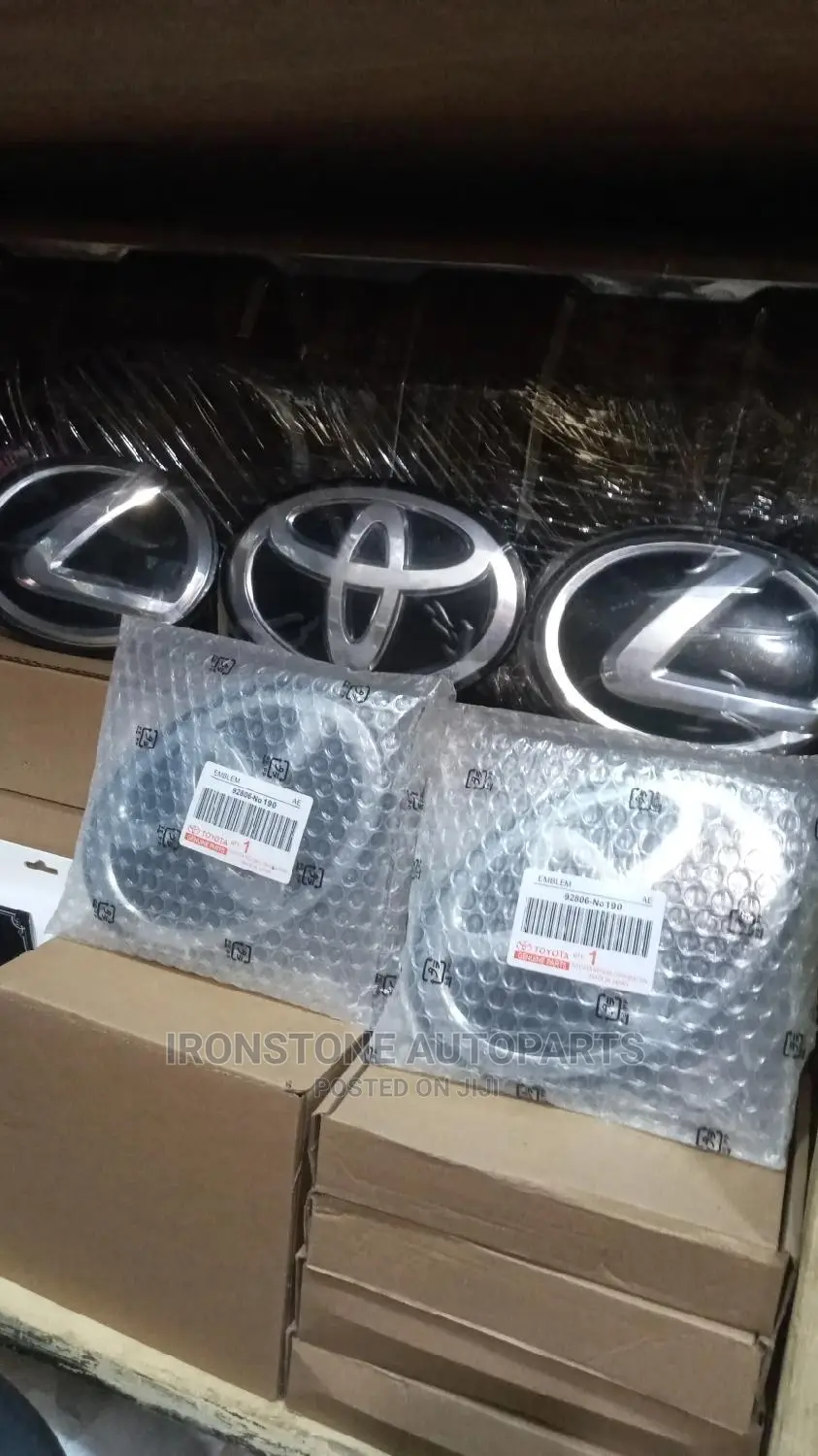 Glass Logo - Landcruiser, Prado Gx460