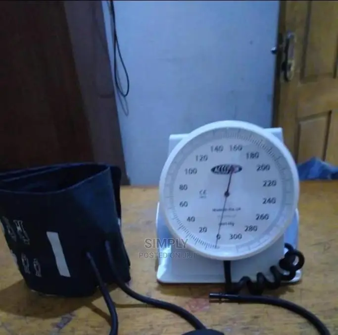 Accoson Sphygmomanometer Desk
