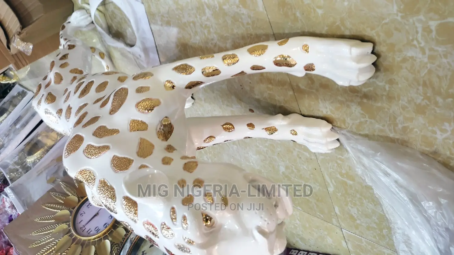 Big White and Gold Leopard Sculpture Decoration