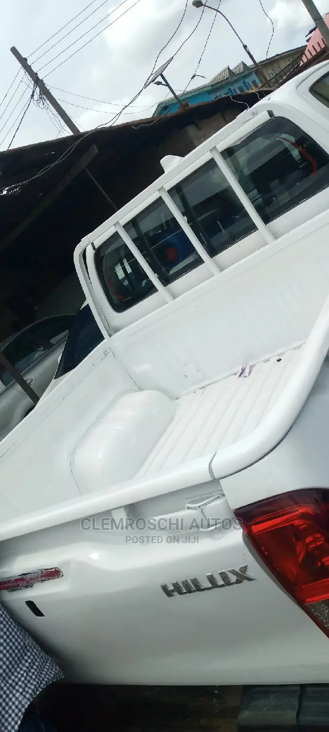 High Quality Certified Complete Brand New Carryboy Hilux 023