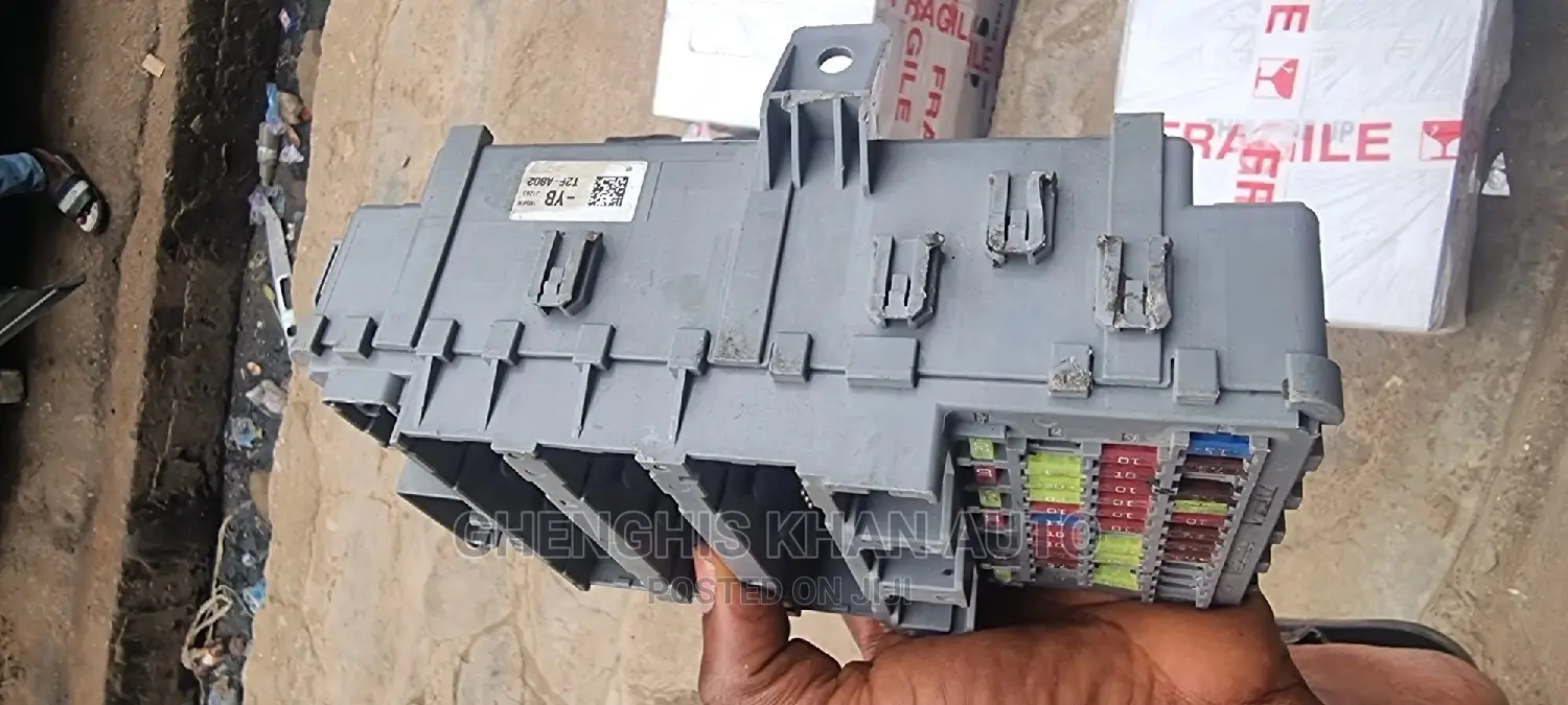 Fuss Box 2013-2016 Honda Accord