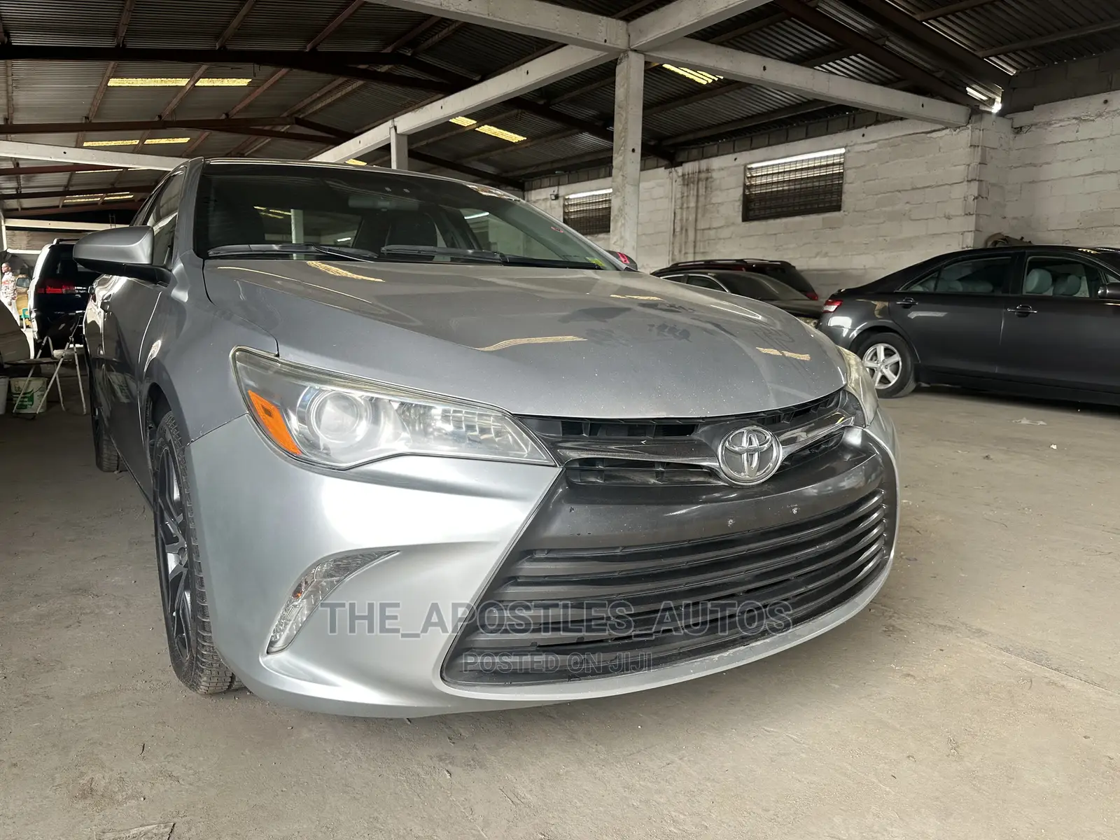 Toyota Camry 2016 Silver