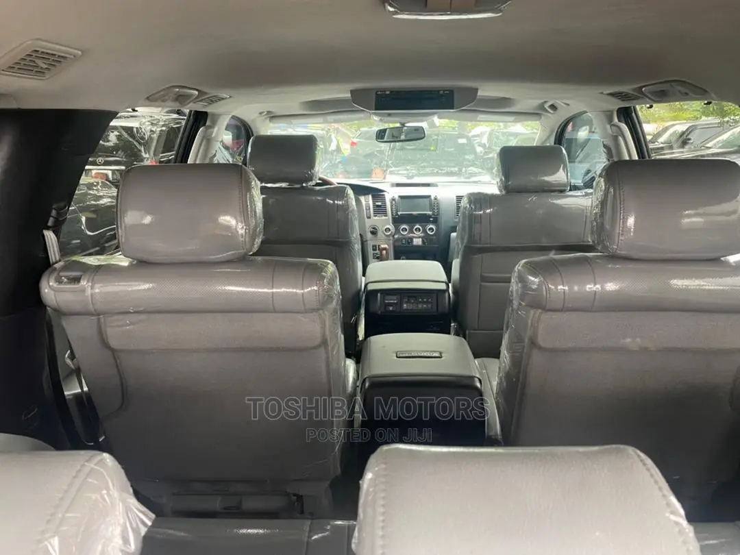 Toyota Sequoia 2013 Gray