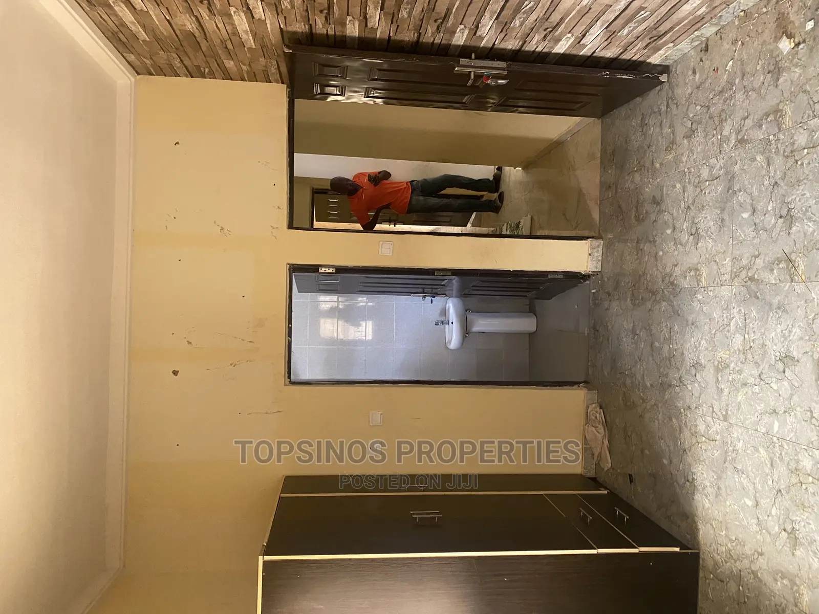 2bdrm Block of Flats in Dawaki for rent