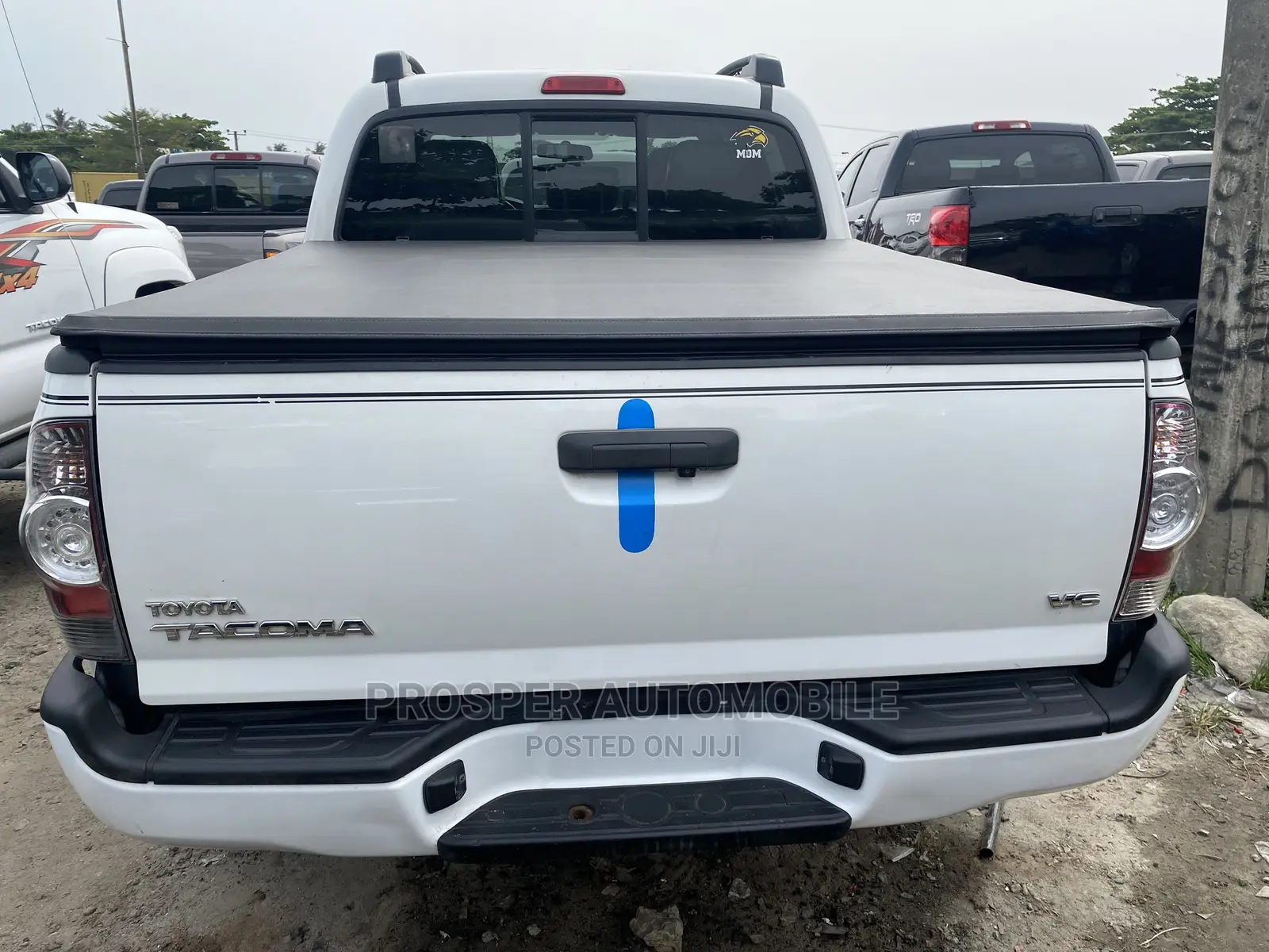 Toyota Tacoma Double Cab 4x4 Long Bed 4.0L V6 5-Speed Automatic 2013