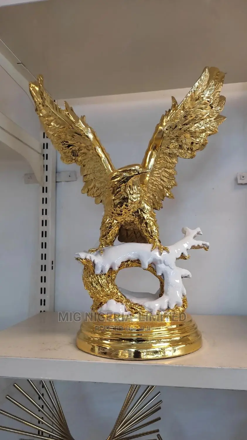 Gold and White Eagle Base Center Table Deco Gold and White