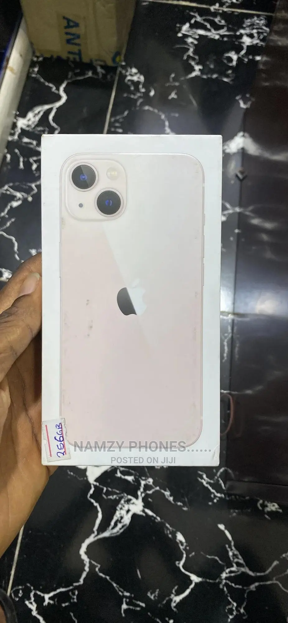 New Apple iPhone 13 256 GB Pink