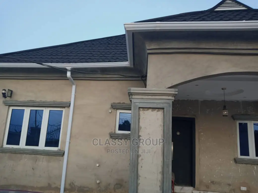 White Roof Gutter Accessories for Sale With Installation