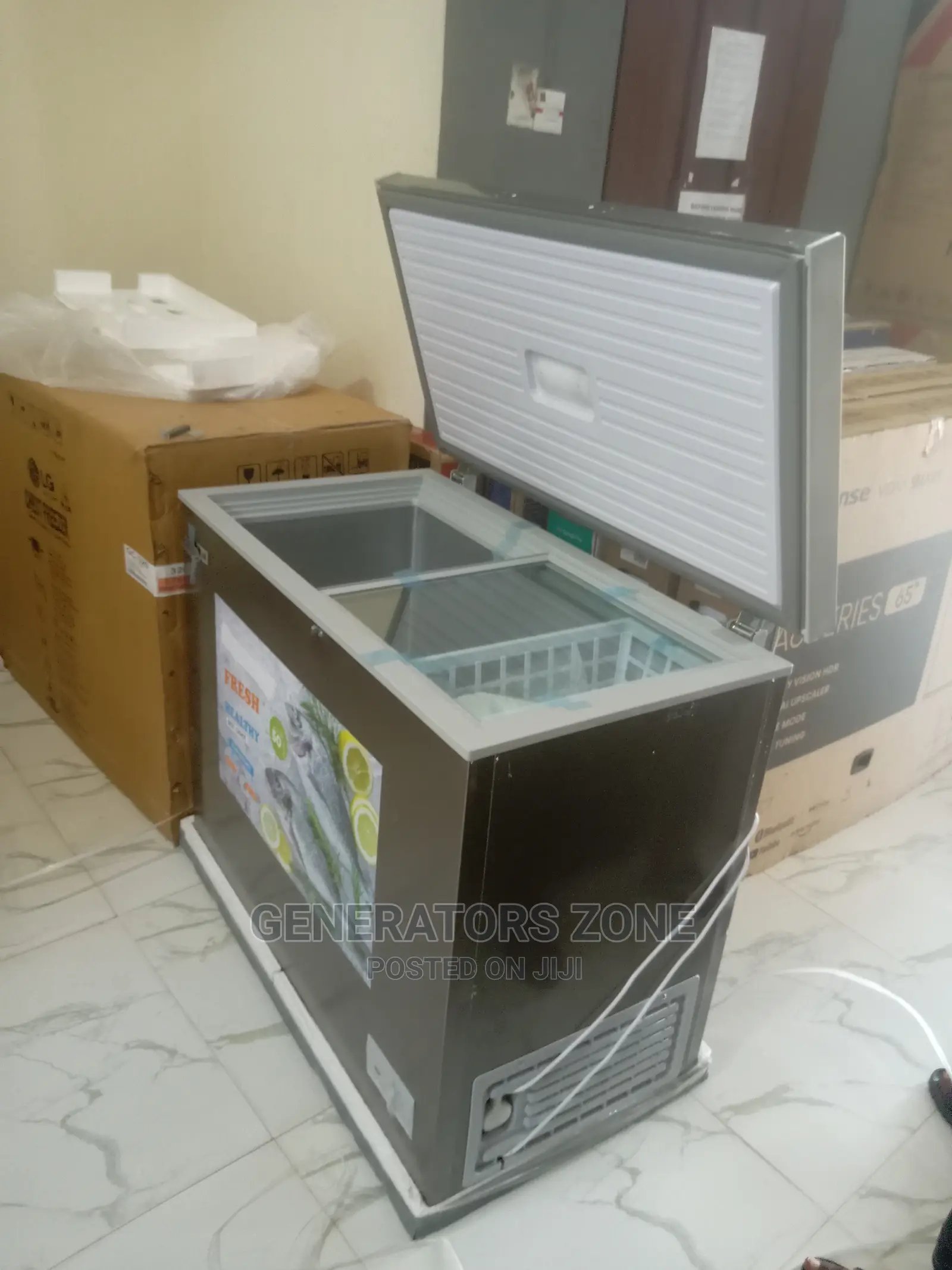 Lg-Gc-320 Lg Chest Freezer+Removable Basket+Key