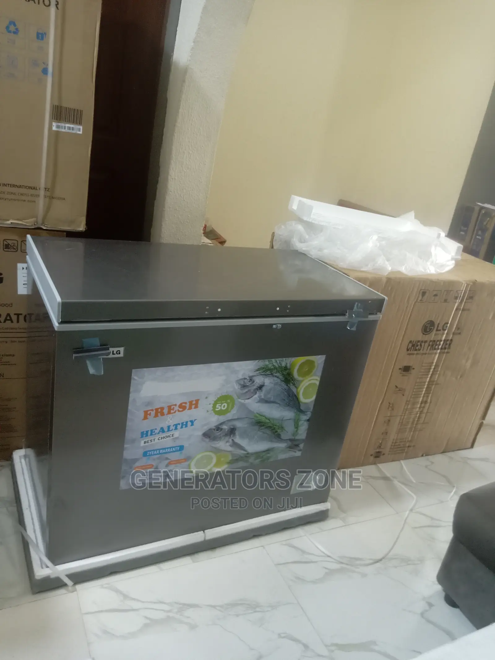 Lg-Gc-320 Lg Chest Freezer+Removable Basket+Key