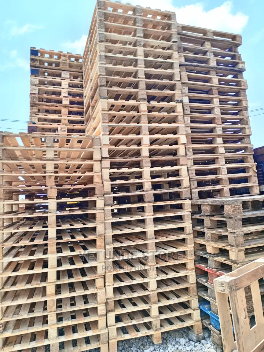 Imported Wooden Pallets 121*110
