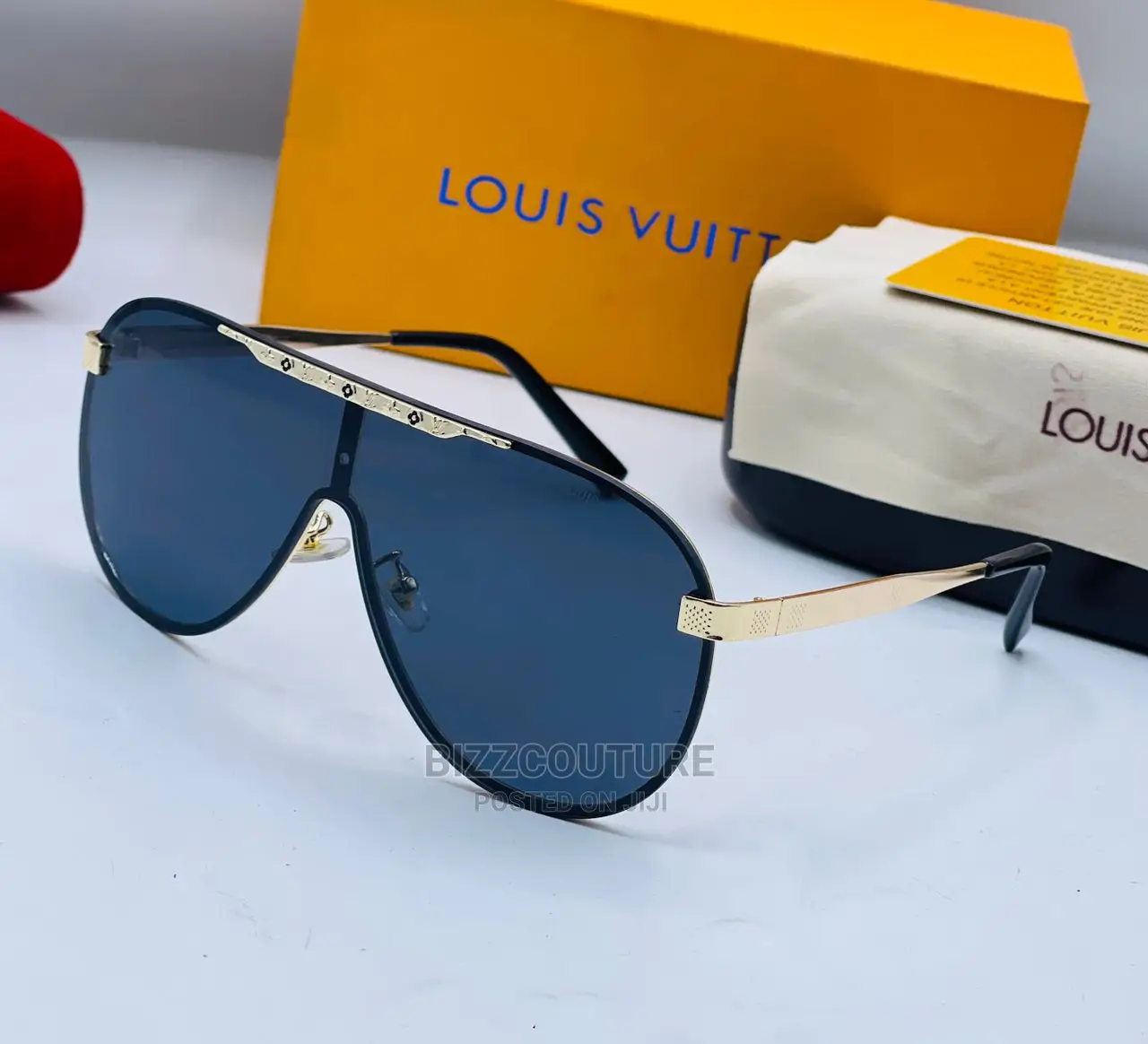 Original LOUIS VUITTON Sunglasses Available in Store