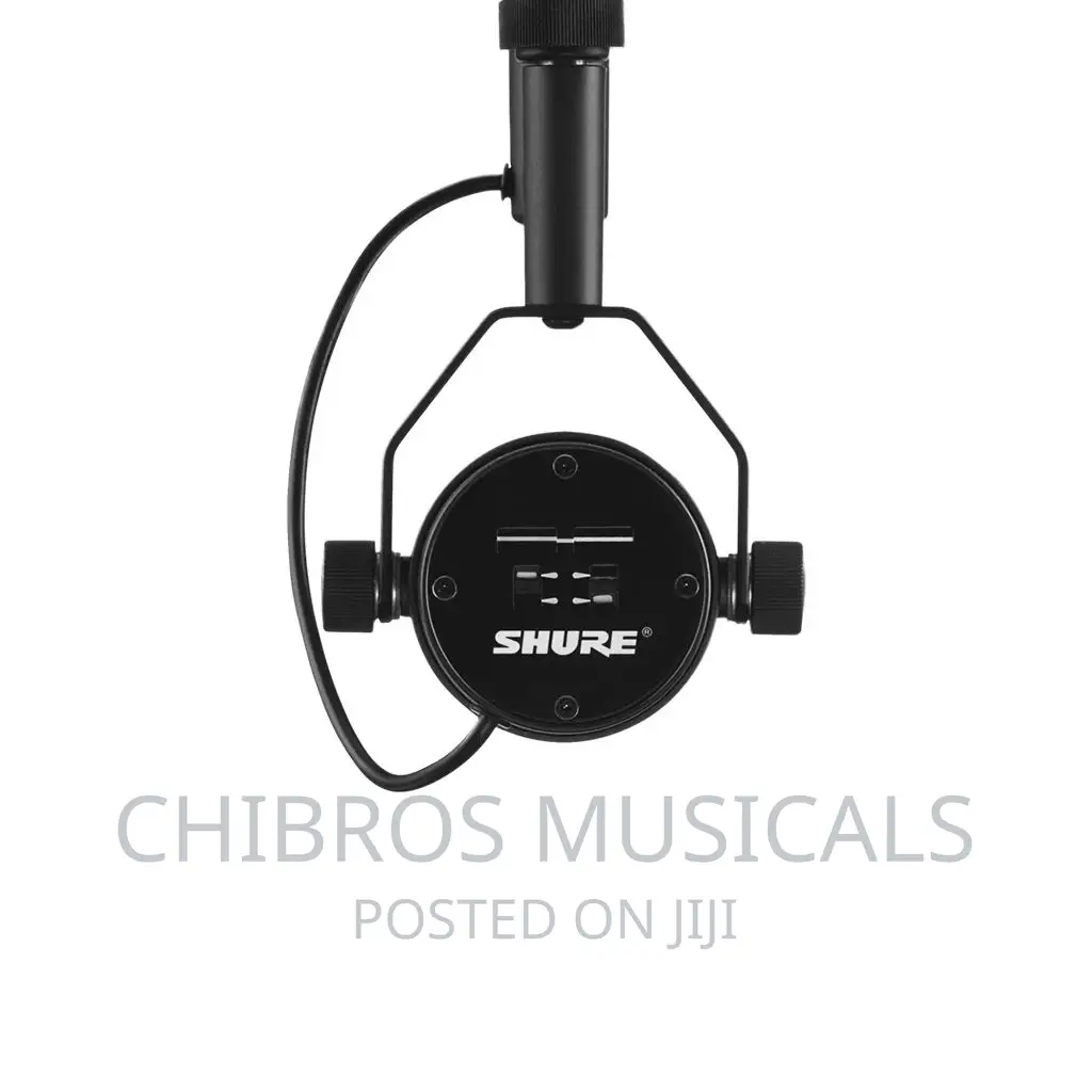 Shure SM7B Vocal Dynamic Microphone for Studio Recording