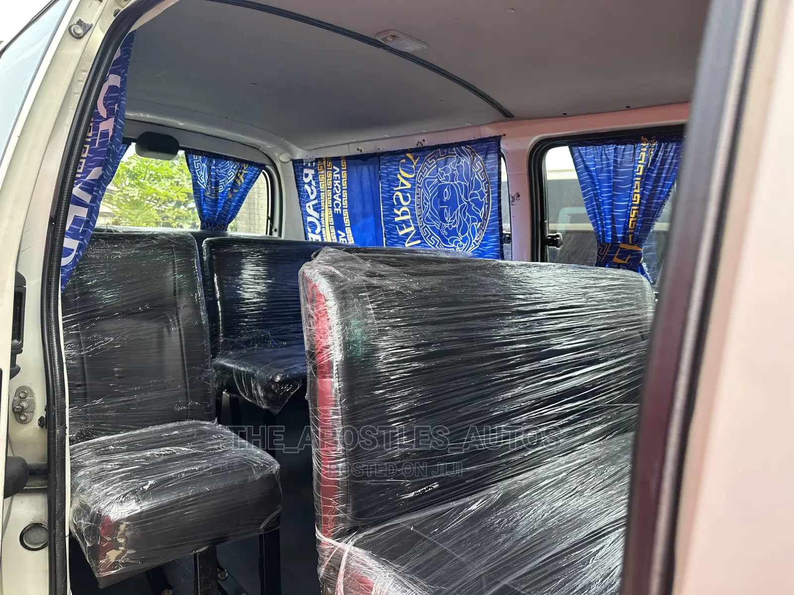 Toyota HiAce 2006 White