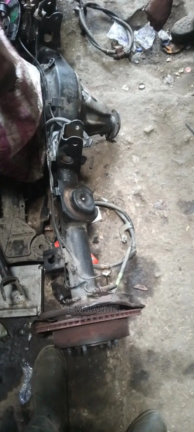 Back Axle Toyota 4-Runner 2003 2007 and Toyota Land Cruiser