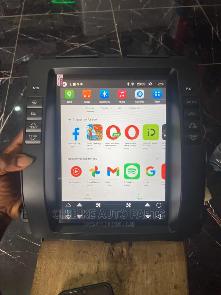 Lexus GX470 Tesla Android With Apple Carplay