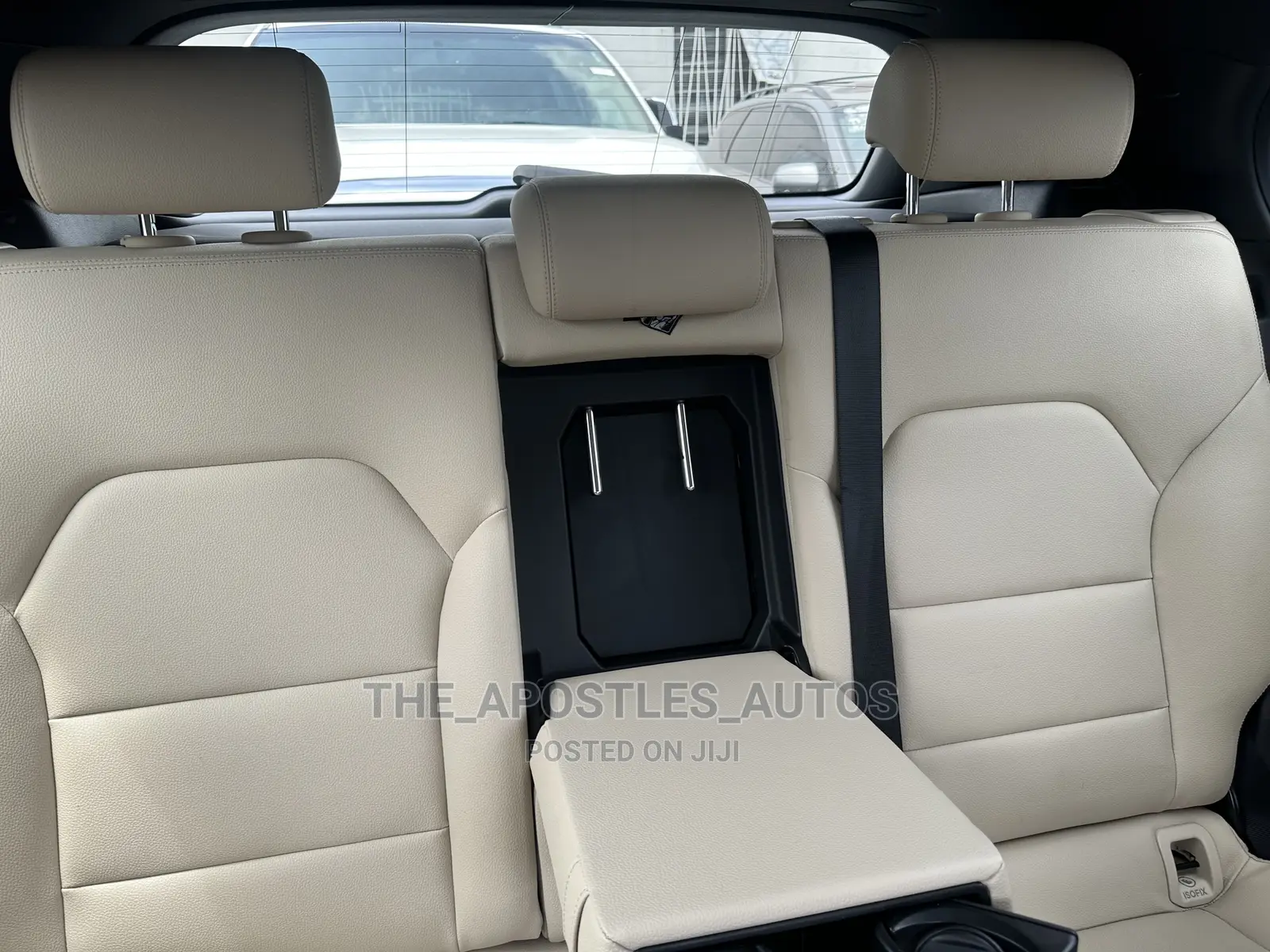 Mercedes-Benz GLA 250 2021 Red