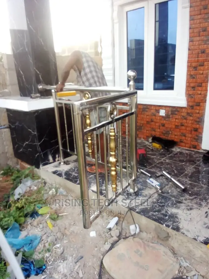 Stainless Handrail With King Cumbi