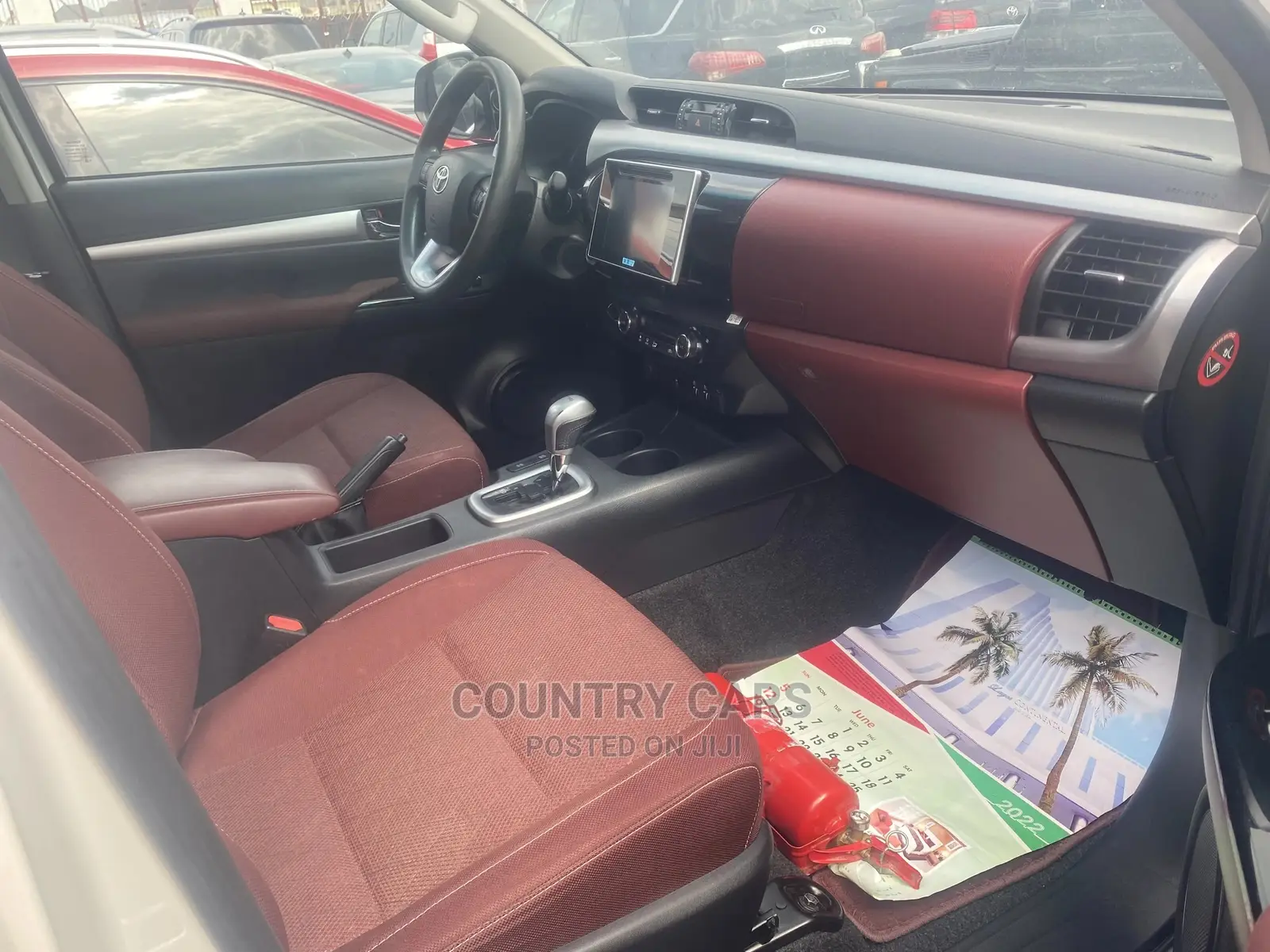 Toyota Hilux 2020 White