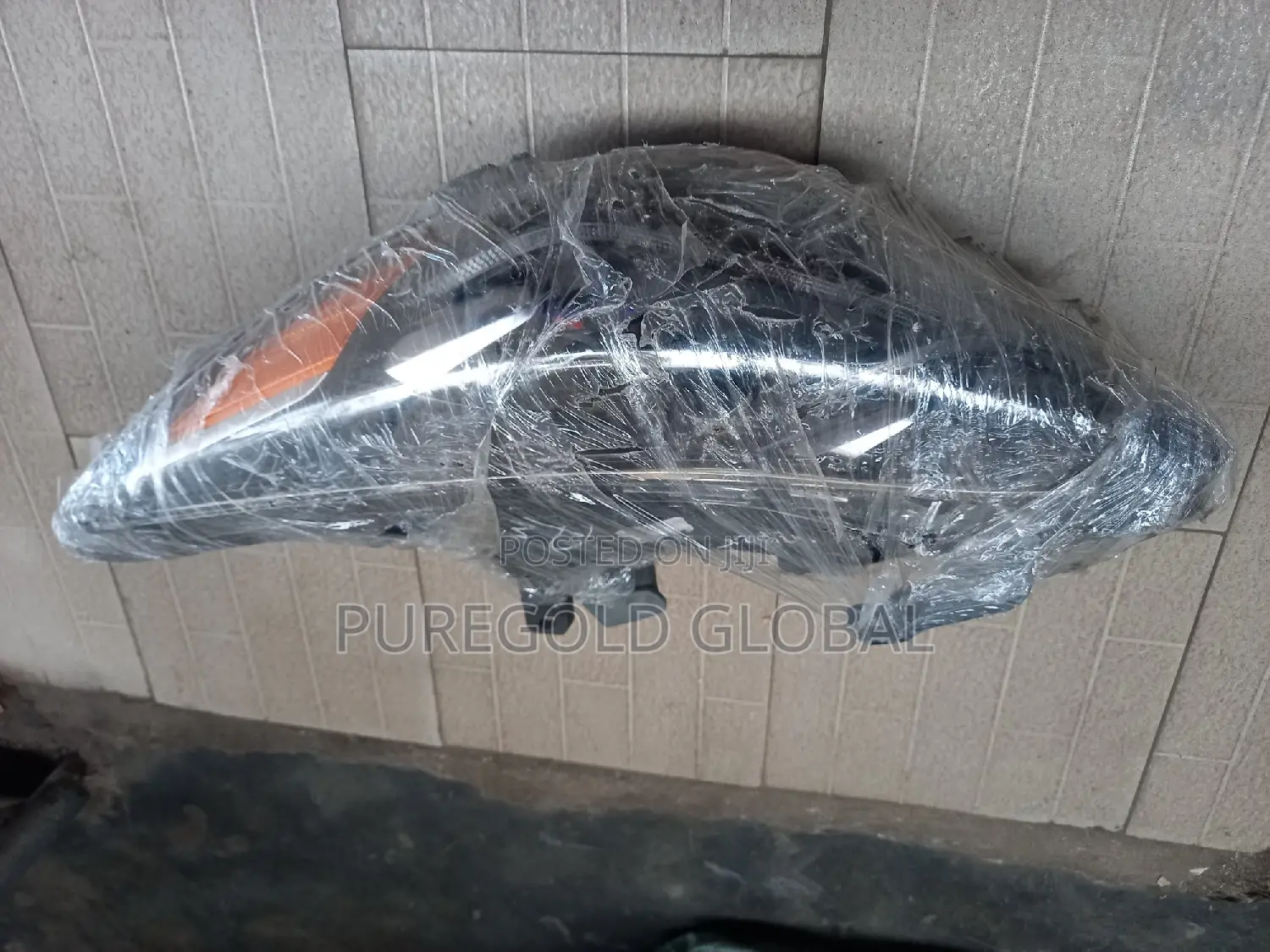 Kia Stinger Headlamp Available