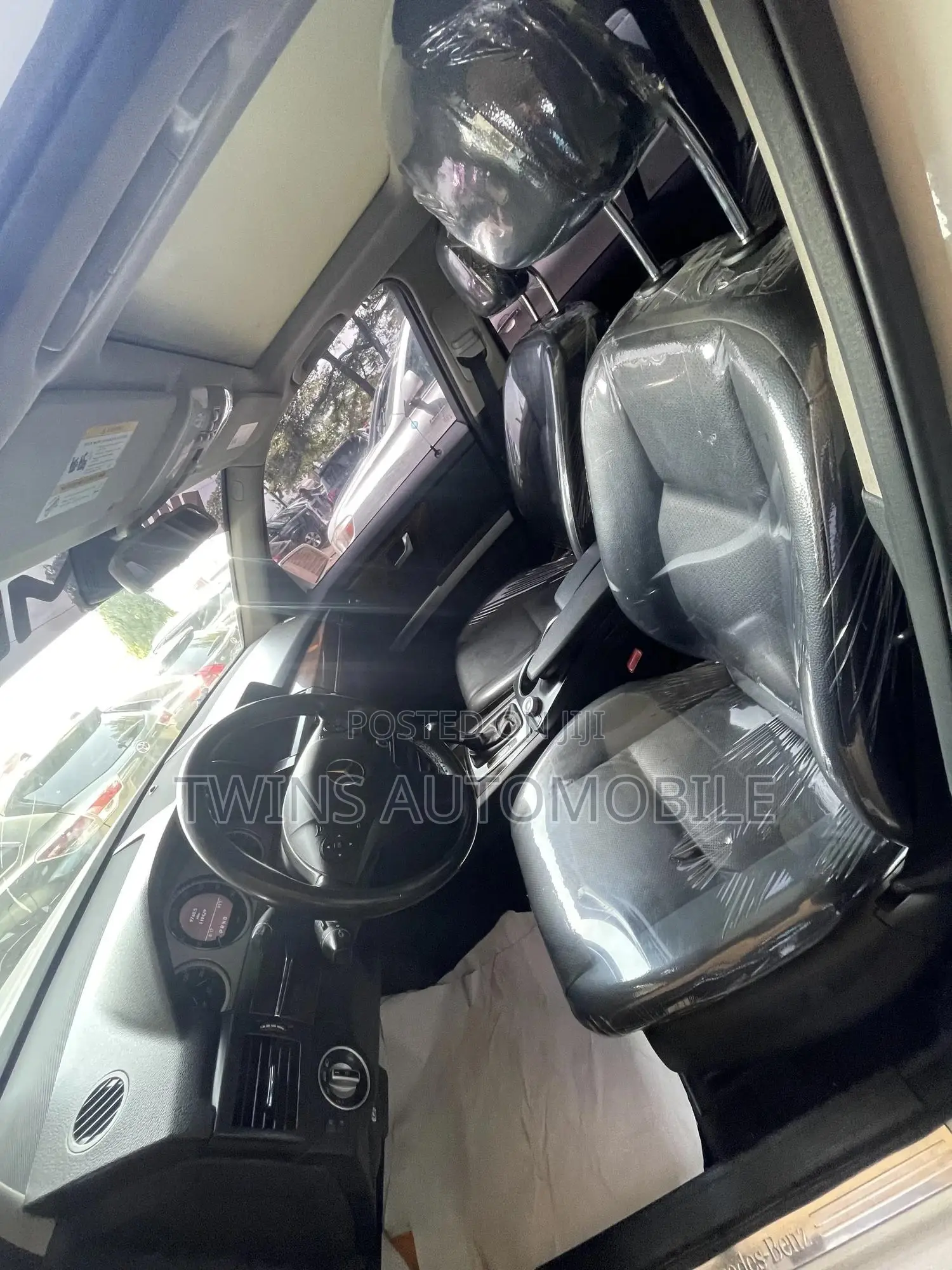Mercedes-Benz GLK-Class 350 4MATIC 2012 White
