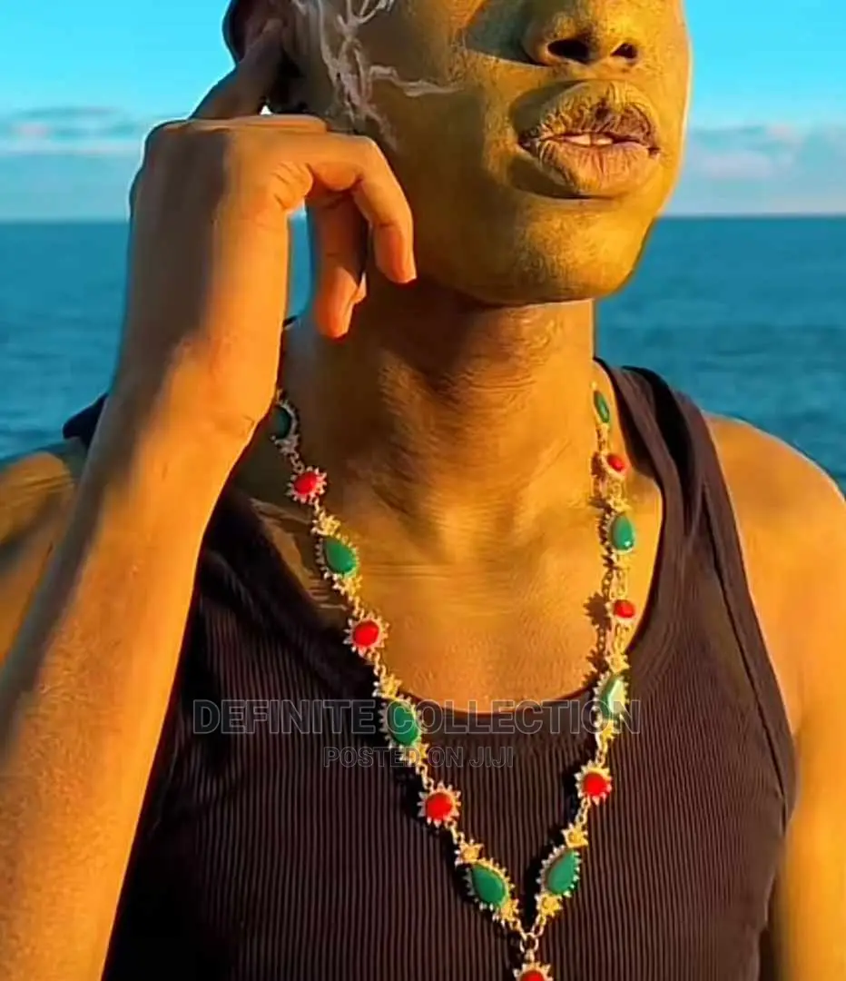 Unique Neckpiece